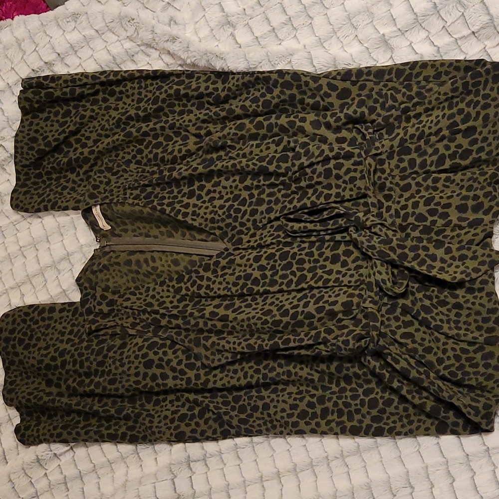 Abercrombie & Fitch Green Leopard Jumpsuit Women's Size XS - Picture 4 of 10